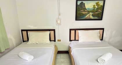 Hotel O Archor Guesthouse