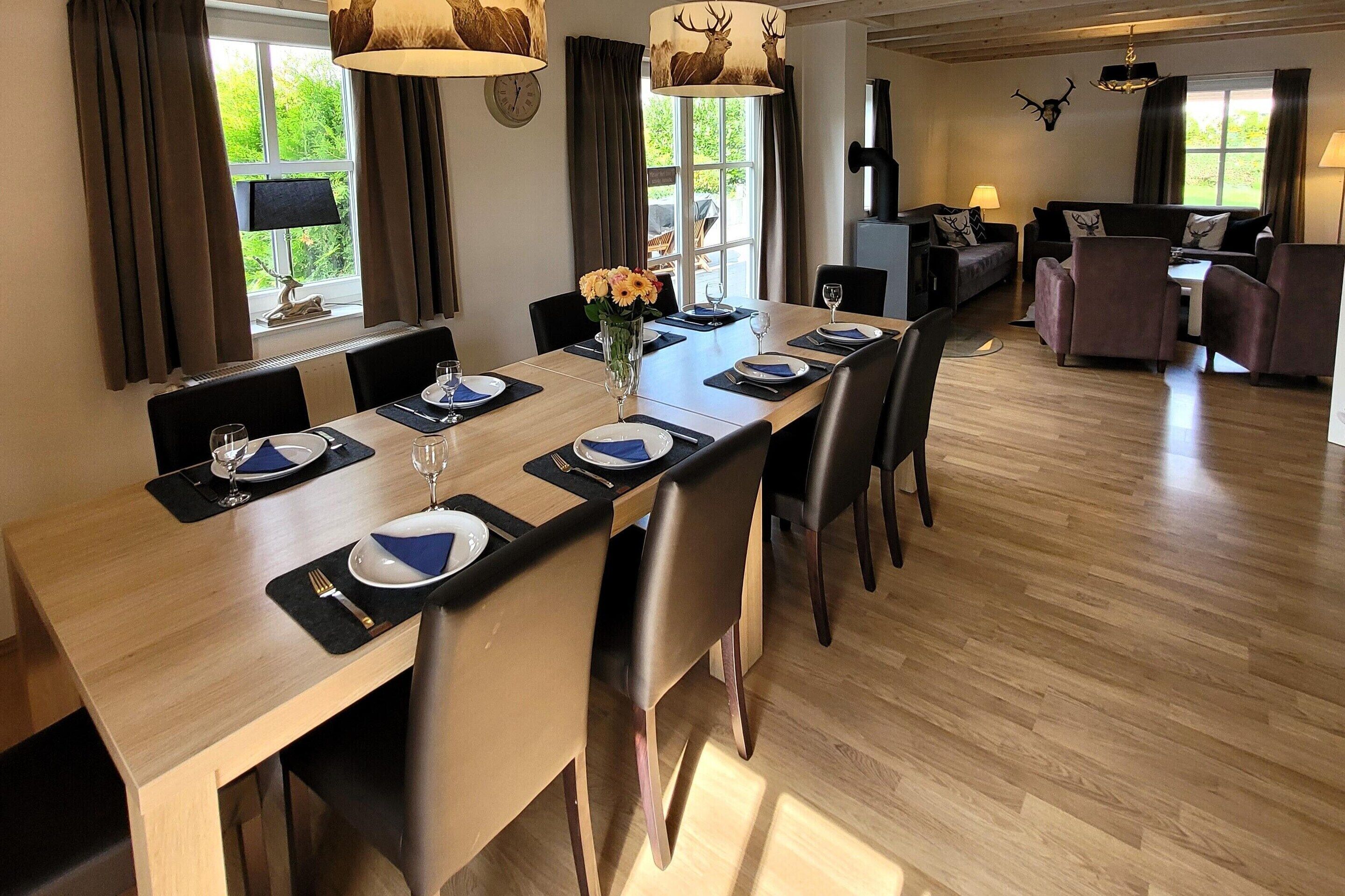 Chalet | Tempat makan