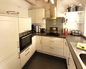 Chalet | Private kitchen - Chalet in Winterberg Near Ski Lift & Adventure (Winterberg)