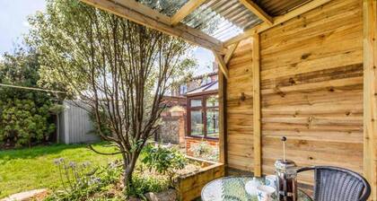 Norfolk - Cottage - Stay 8 - Pet Friendly - Garden