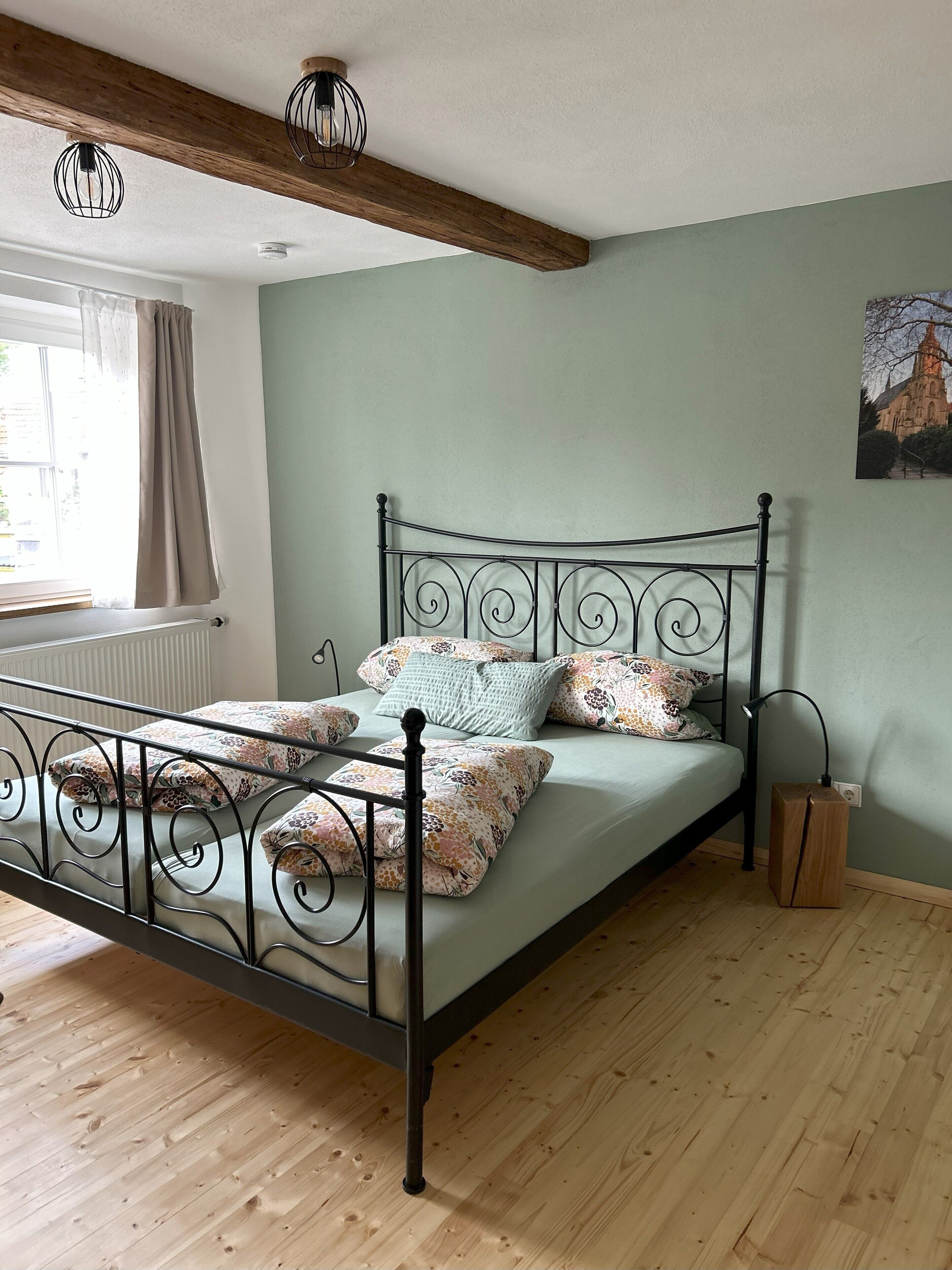 3 Schlafzimmer, Reisekinderbett, kostenloses WLAN, Bettwäsche