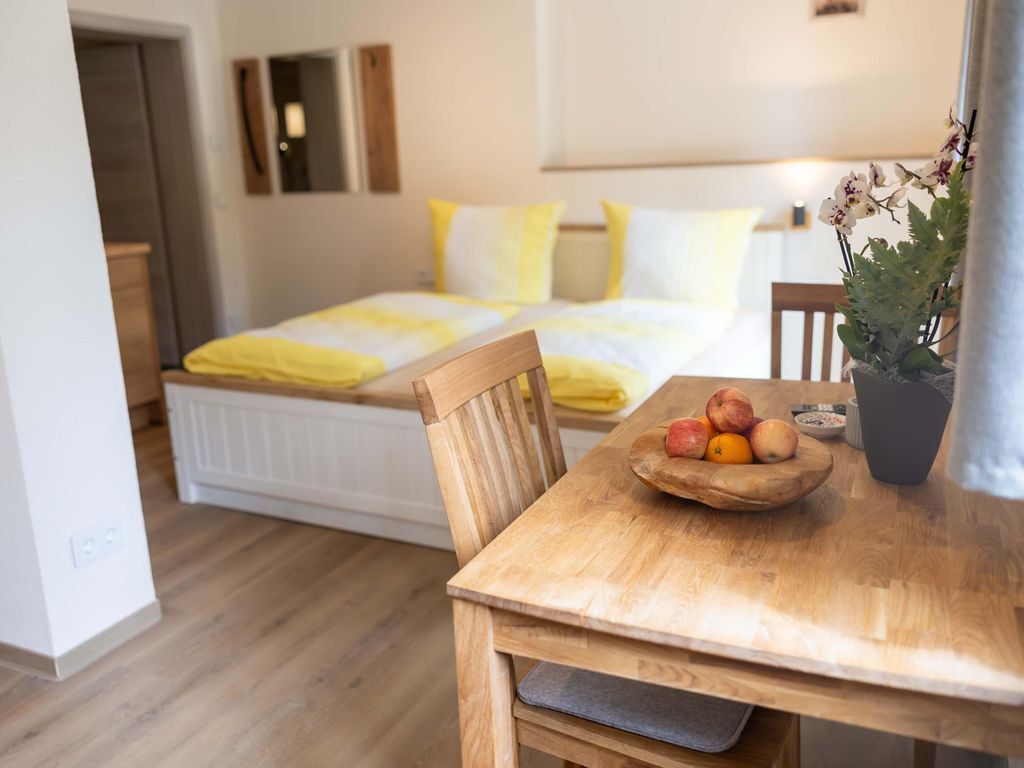 Wohnung 2, Kombinierter Wohn-/schlafraum - Ferienwohnungen Im Waldhaus Sebnitz - Sebnitz