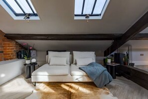 Interior - Luxury Penthouse St Chads Snowhill (Birmingham)