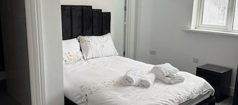 Peaceful Luton Apartment - Perfect for City Break