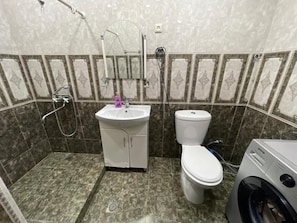 Dép đi trong nhà