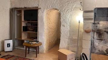 2 chambres, fer et planche Ă  repasser