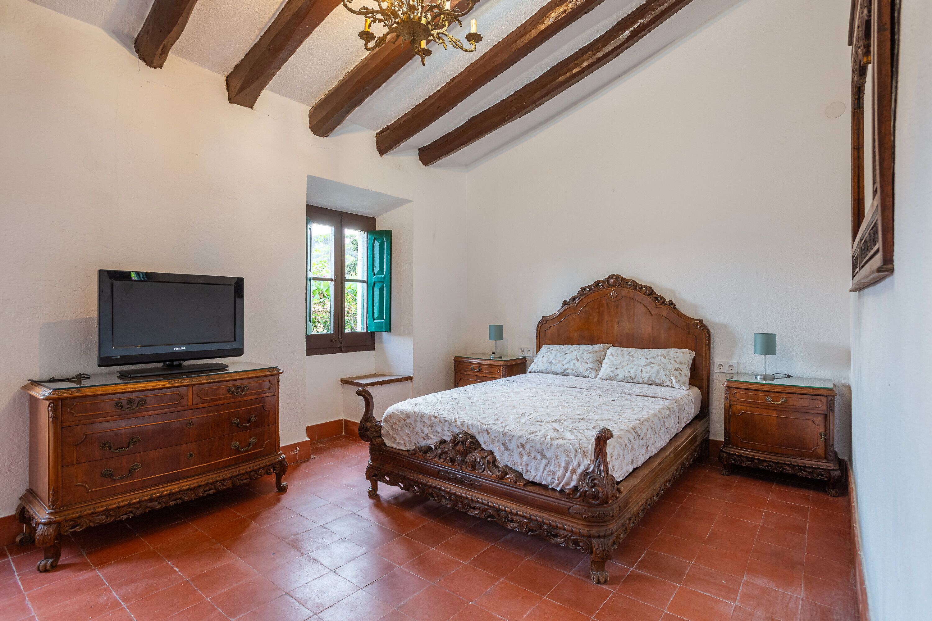 3 室のベッドルーム、アイロン / アイロン台、WiFi、ベッドシーツ