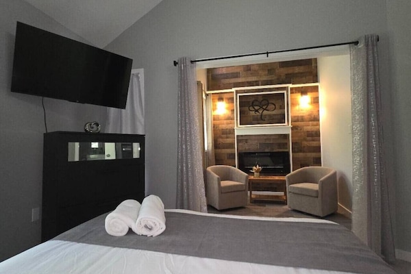 2 bedrooms, iron/ironing board, travel crib, free WiFi