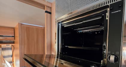 Glamping 'Rosenzauber' with Shared Pool, Wi-Fi and Air Conditioning