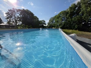 Pool - Glamping 'Rosenzauber' with Shared Pool, Wi-Fi and Air Conditioning (Münchberg)