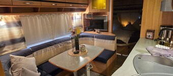 Glamping 'Rosenzauber' with Shared Pool, Wi-Fi and Air Conditioning