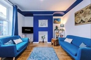 Apartment | Living area