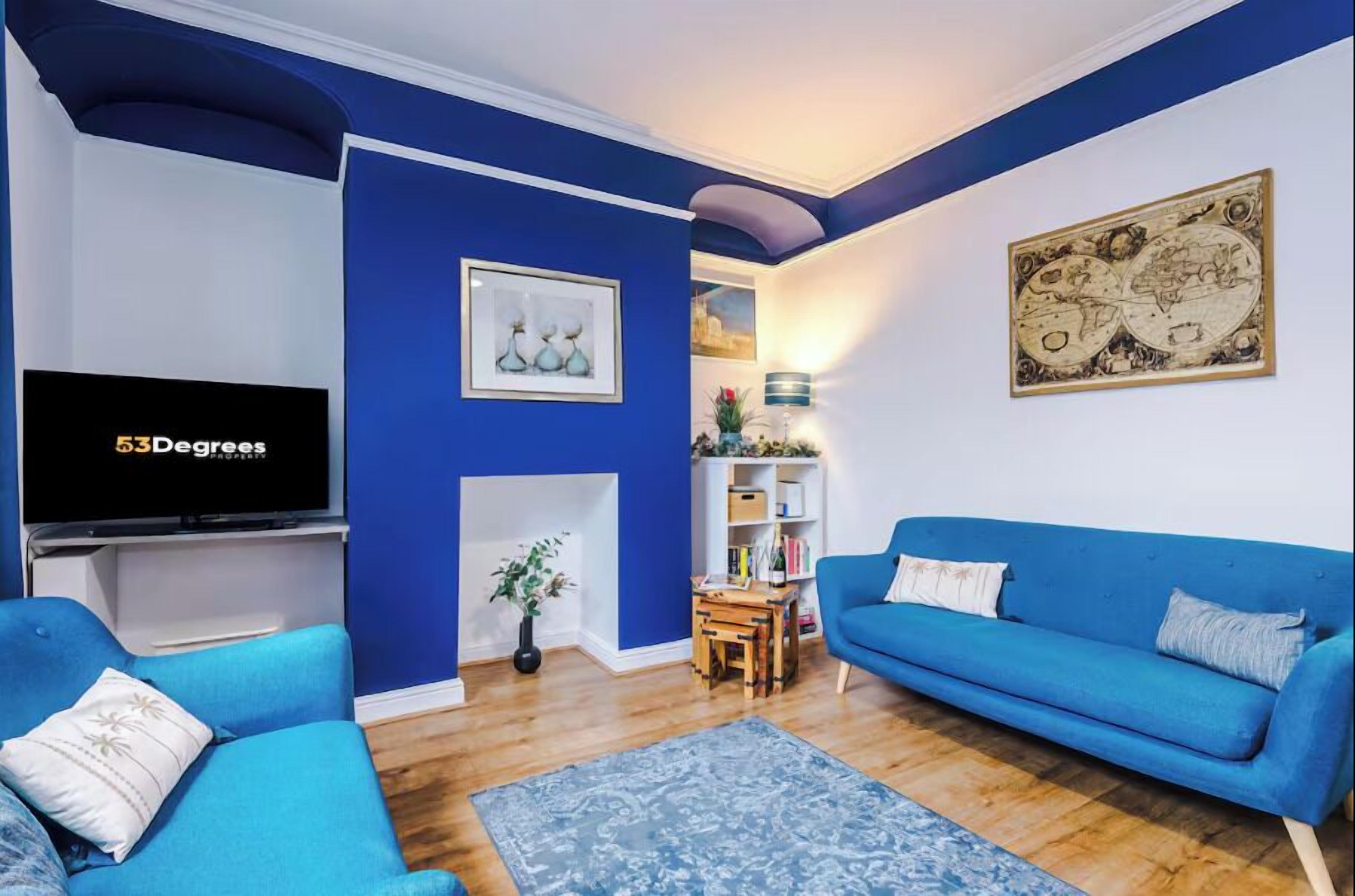 Apartment | Living area