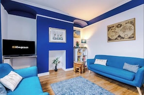 Apartment | Living area