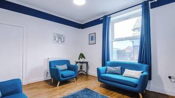 Apartment | Living area