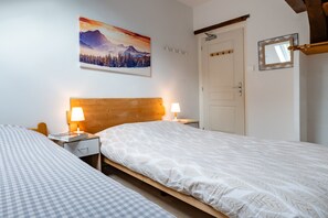 1 bedroom, WiFi, bed sheets