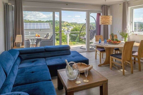 Smart TV, fireplace, video games, DVD player