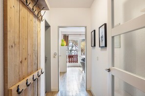 Interior - Apartment 'Sonnentraum' with Mountain View, Shared Terrace and Wi-Fi (Willingen (Upland))