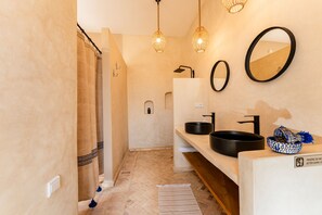 Bathroom - Riad Arkaya Essaouira (Ghazoua)