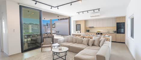 Villa, 5 chambres, piscine privée, vue sur le jardin | Salle de séjour