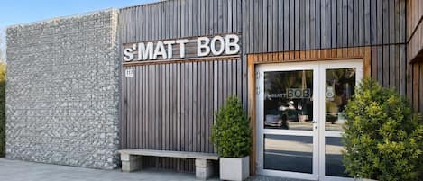 Fachada de la propiedad