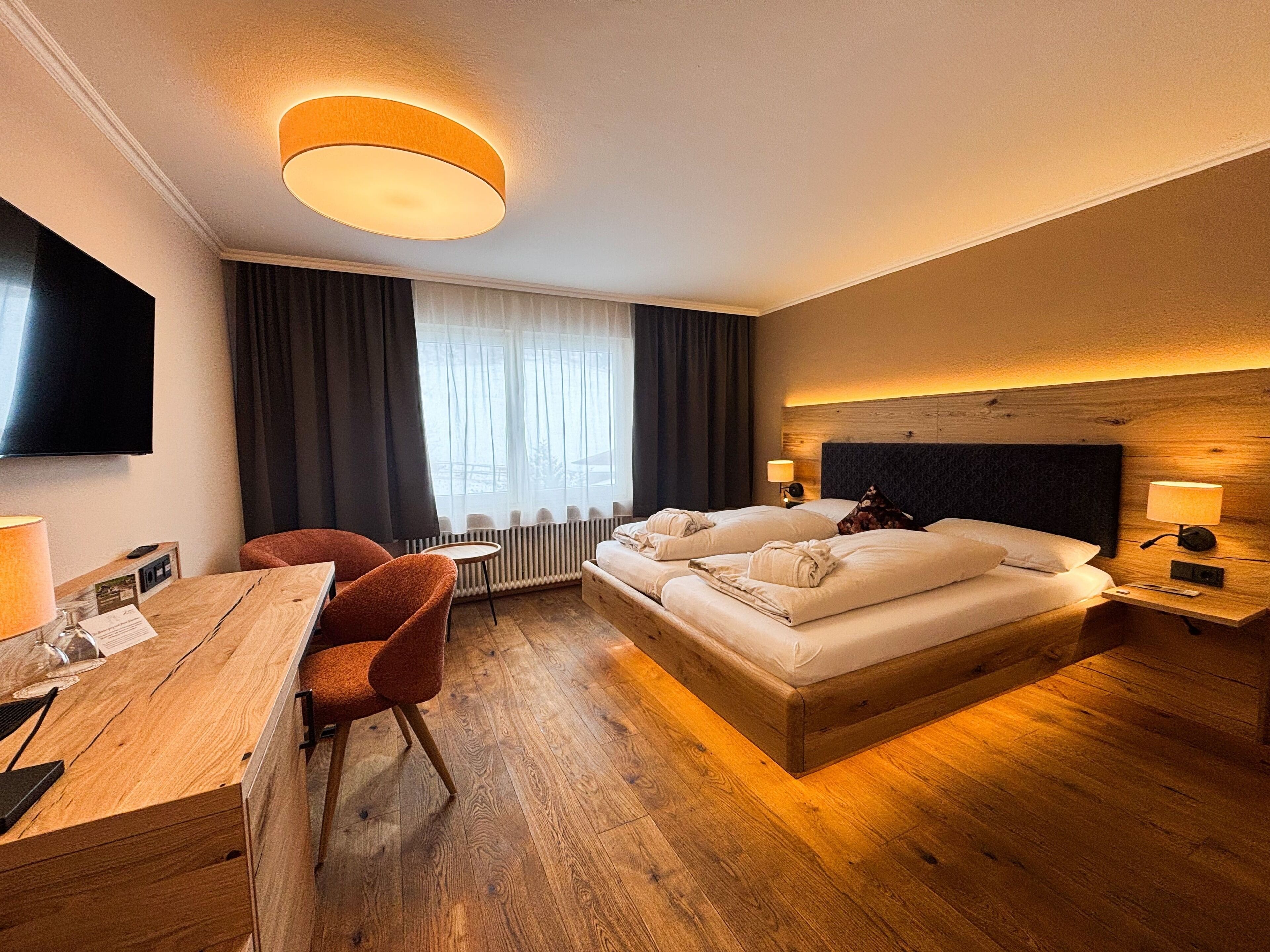 Standard Double Room Single Use, Non Smoking, Courtyard View