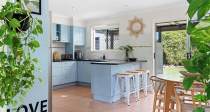 Wurtulla Happy Hideaway - Pool & Pet Friendly