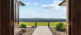 Panorama Farm - 3BD Hinterland Hideaway