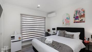 1 Schlafzimmer, Schreibtisch, Bügeleisen/Bügelbrett, WLAN