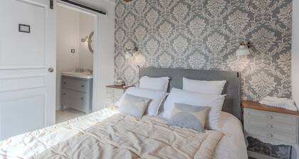 Chambre d'hĂŽtes 'Capucine' avec vue sur la montagne, Wi-Fi et climatisation