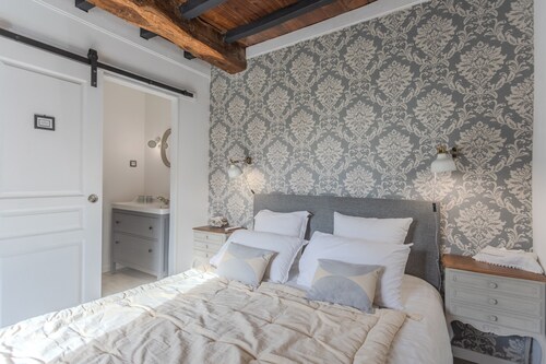 Chambre d'hôtes 'Capucine' avec vue sur la montagne, Wi-Fi et climatisation