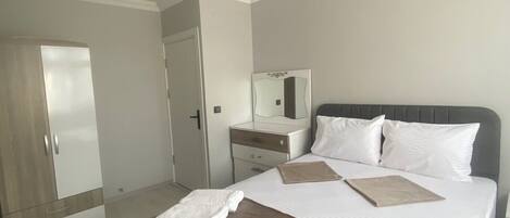 1 bedroom, Internet, bed sheets