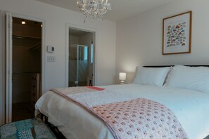 3 soverom, strykejern/-brett, wi-fi (inkludert) og sengetøy