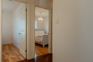 3 Schlafzimmer, Bügeleisen/Bügelbrett, kostenloses WLAN, Bettwäsche