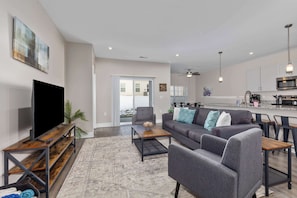 TV, offices - Modern 2BR + 2BA Condo with Garage & Patio (Wyoming)