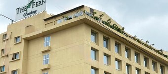 ザ ファーン レジデンシー ソラプル