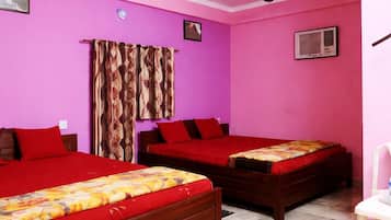 Deluxe Quadruple Room, Air conditioning | Front of property