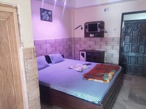 Standard Double Room | Hypo-allergenic bedding, in-room safe, desk, soundproofing - Hotel Pratik R Digha (Digha)
