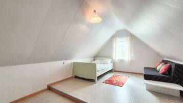 3 chambres, fer et planche Ă  repasser, accĂšs Internet, draps fournis