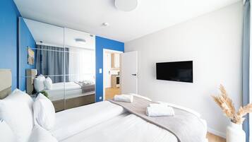 Appartamento Deluxe, angolo cottura, lato spiaggia | Postazione laptop, ferro/asse da stiro, Wi-Fi gratuito