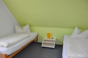 2 bedrooms, Internet