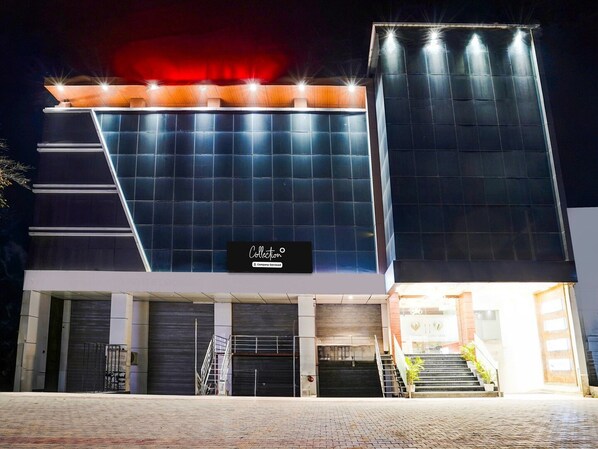 House | Exterior - Super Collection O Bareilly (Bareilly)