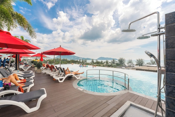 Outdoor pool - 1BR with Pool 3 Min Walk to Beach C197 (Patong)