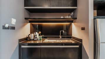 Apartment, Balcony | Private kitchen