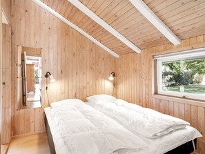3 bedrooms, Internet