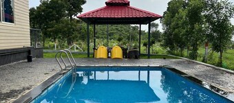 Charming 2-bedroom villa in brilliant Awlay with AC