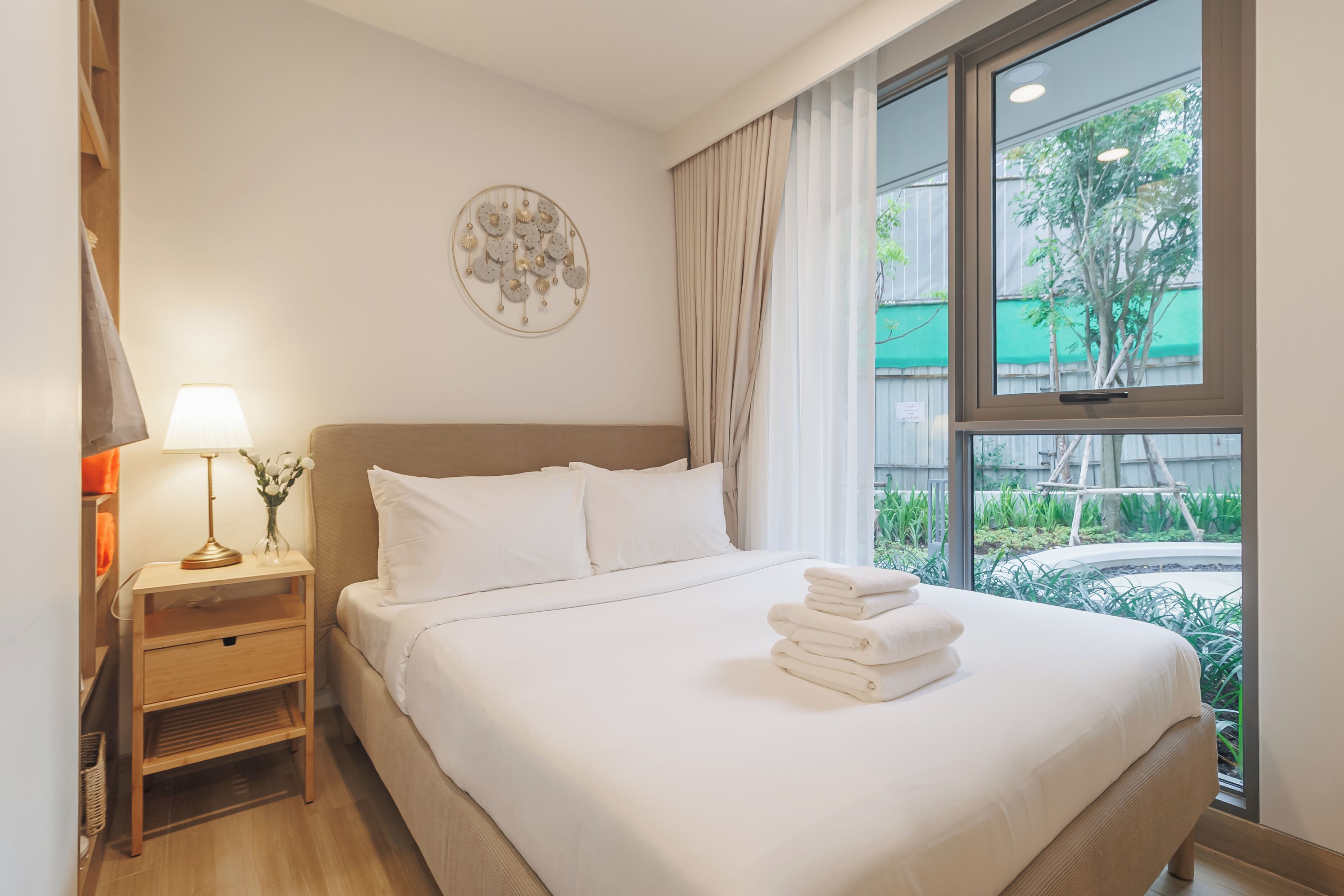 Căn hộ Exclusive | Phòng cách âm, bàn ủi/dụng cụ ủi quần áo 