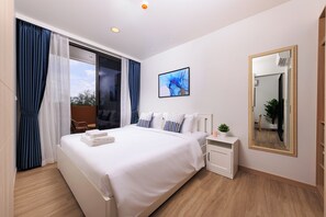 Soundproofing, iron/ironing board, cots/infant beds, free WiFi - Laguna SkyPark new brand apartments (Choeng Thale)