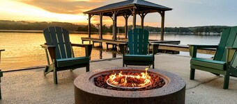 Mallards Nest on Lay Lake: Game Room & Boat Ramp
