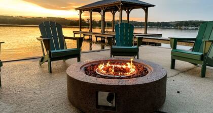Mallards Nest on Lay Lake: Game Room & Boat Ramp